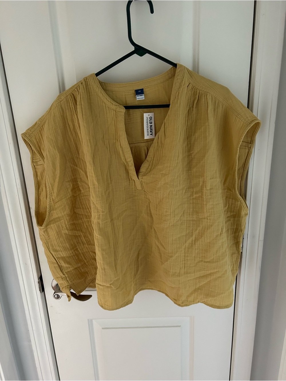 Old Navy Women's Mustard Split-Neck Short Sleeve Tunic